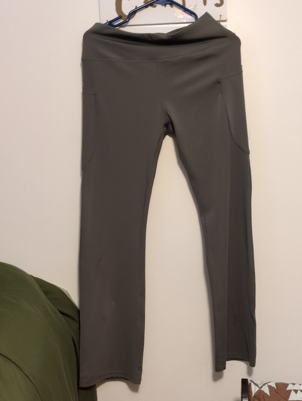 Gray Yoga Pants with Side Pockets